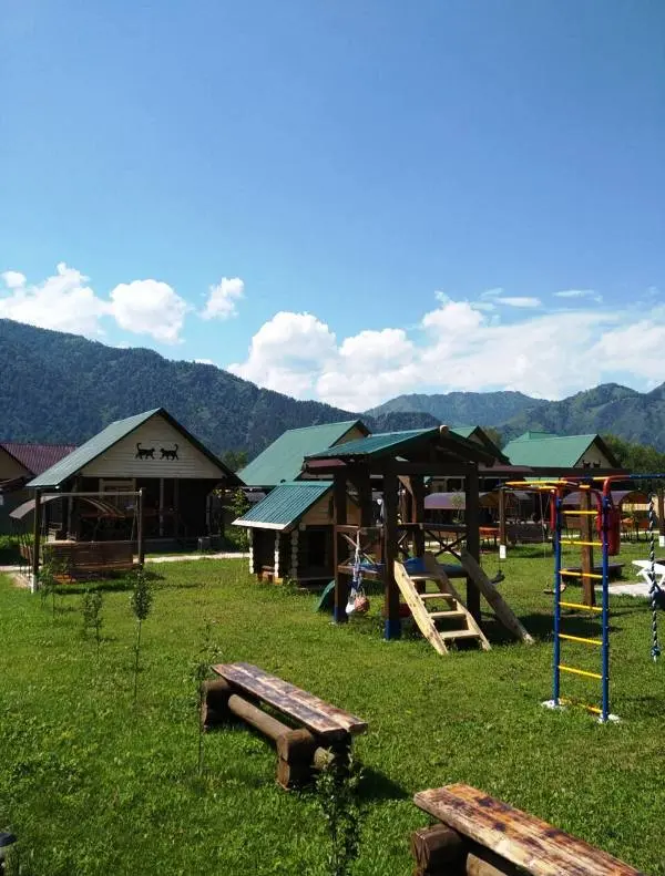 На территории усадьбы